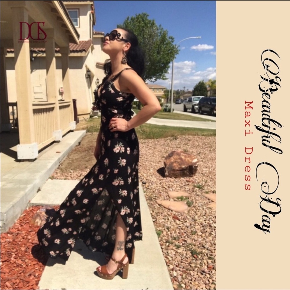 Beautiful Day - Blk Floral Maxi Dress